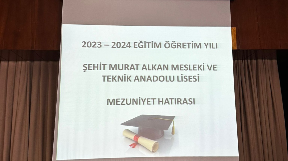 12. Sınıflarımızın Mezuniyeti